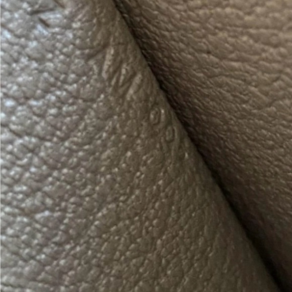 NEW🌹Hermès BNIB Étoupe Togo
Bag pocket and wallet - Picture 6 of 6